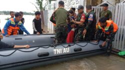 Lanud Sultan Hasanuddin Gerak Cepat Bantu Korban Banjir di Maros