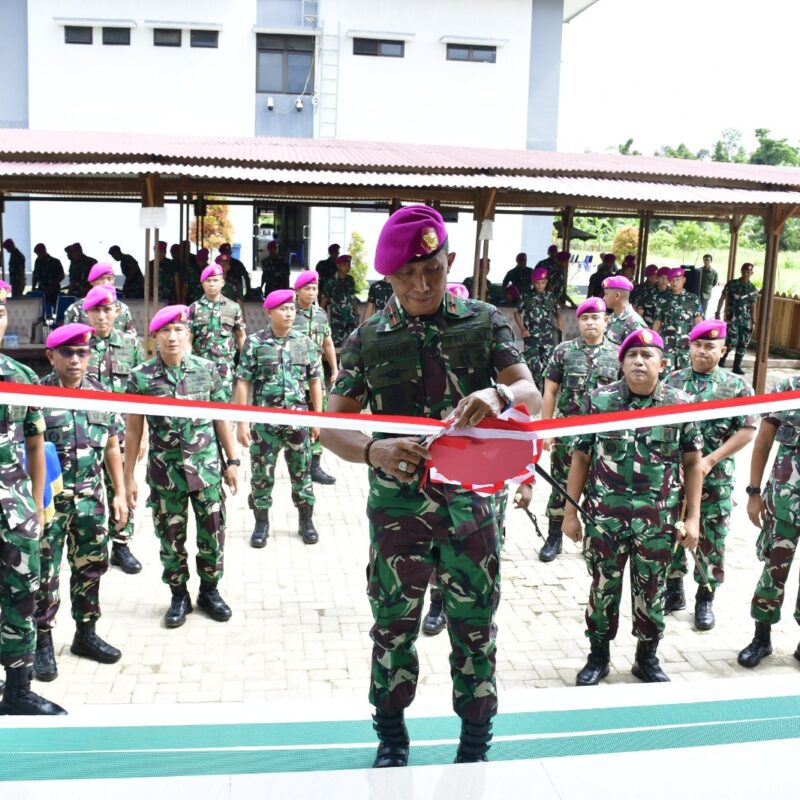 Tingkatkan Ketaqwaan Prajurit, Komandan Pasmar 3, Resmikan Mushola Al-Ikhlas Menkav 3 Marinir