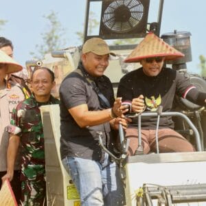 Kodim 0820 Probolinggo Ikuti Panen Padi Serentak Virtual Bersama Presiden