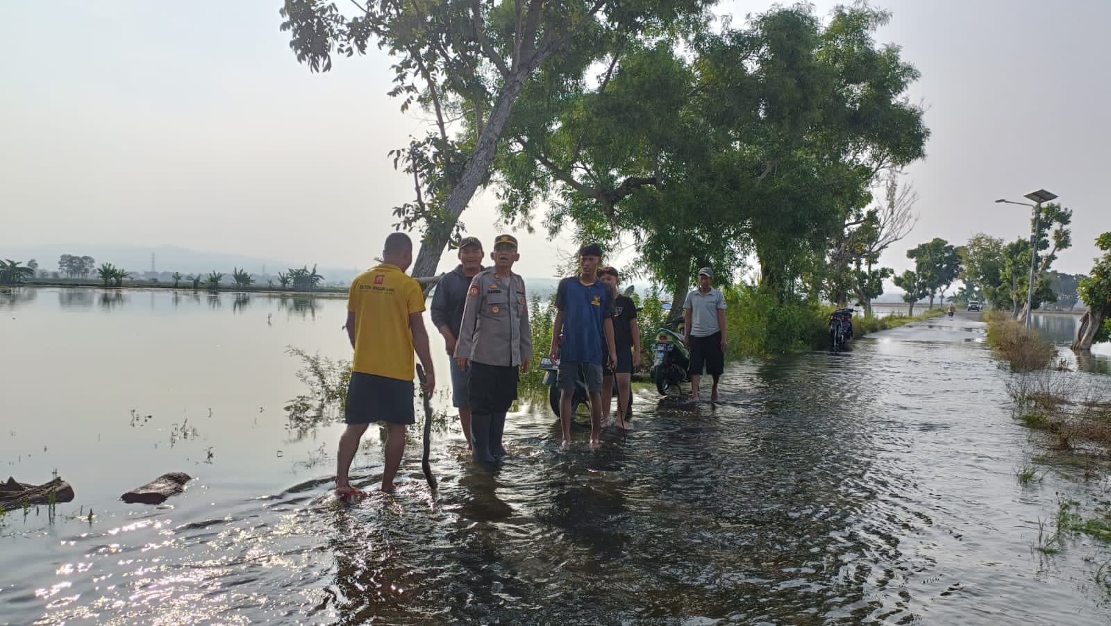 Banjir Plumpang Tak Kunjung Surut, Polres Tuban Bentuk Tim Tanggap Bencana