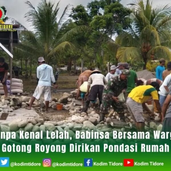 Tanpa Kenal Lelah, Babinsa Bersama Warga Gotong Royong Dirikan Pondasi Rumah