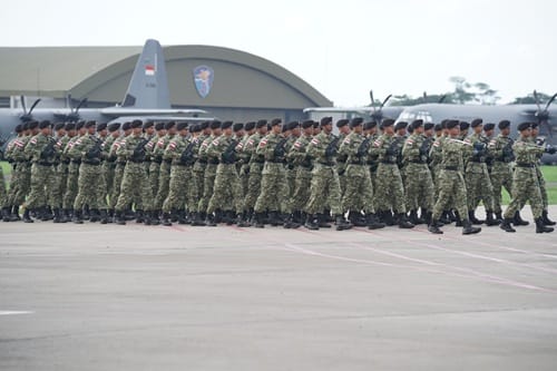 Panglima TNI Dampingi Presiden RI Tinjau Kesiapan Kontingen Parade Dan Defile Untuk Prancis