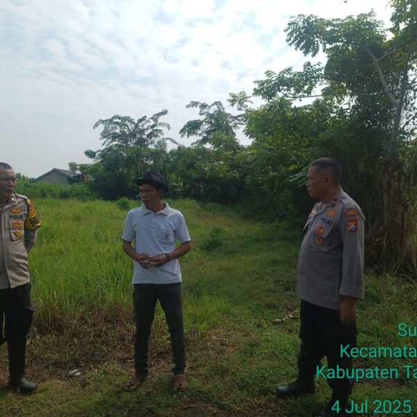 Polsek Cikupa Cek Lahan Program Ketahanan Pangan di Desa Sukadamai