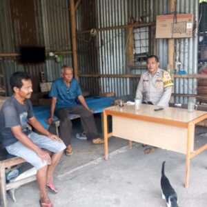 Aiptu Mukhsodin Beri Motivasi Warga Pengangguran di Kampung Gebang
