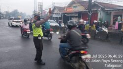 Polsek Cikupa Laksanakan Gatur Lalin Pagi Hari Demi Kelancaran Arus Lalu Lintas