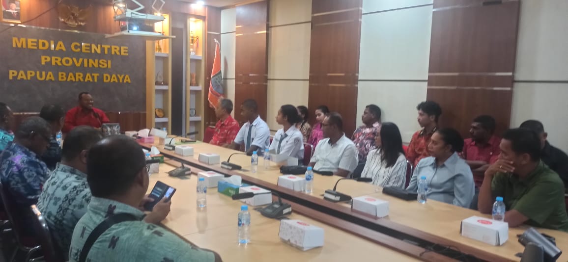 Dua Paskibra Nasional Asal Papua Barat Daya Siap Kibarkan Bendera di Istana Negara