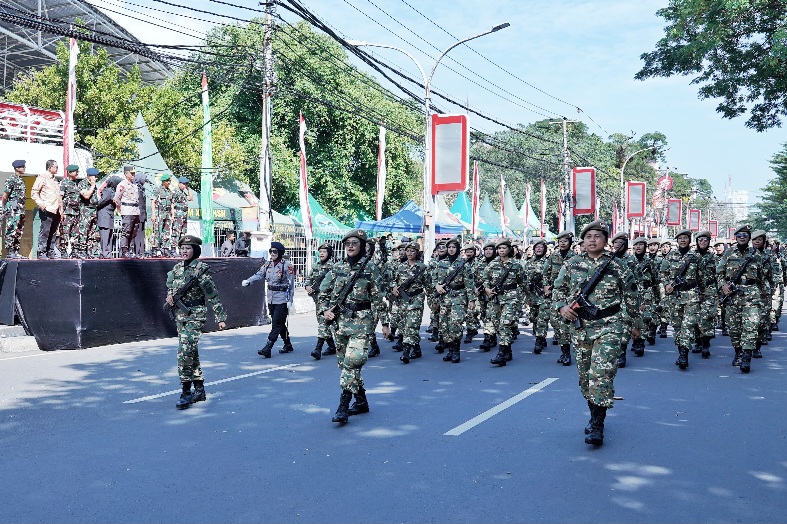 Dipimpin Pangdam XIV/Hsn, Penutupan SPPI Batch-3 Makassar Penuh Haru dan Syukur Mantan Siswa
