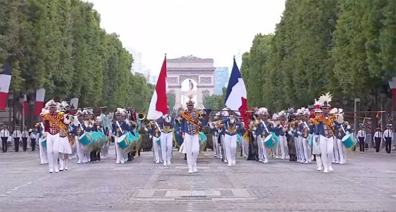 Taruna Akmil Tampil Gemilang Di Parade Bastille Day 2025 Di Paris
