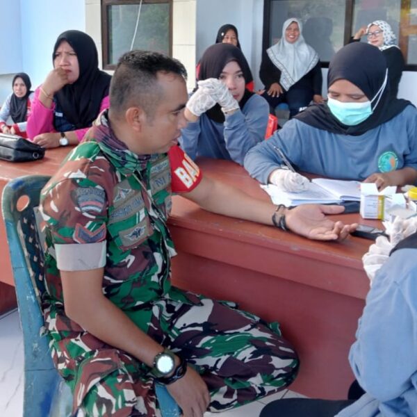 Kolaborasi Solid, Koramil 1505-04 Oba dan Puskesmas Payahe Sukseskan Bakti Sosial