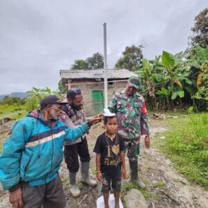 Babinsa Koramil 1710-05/Jila Bersama Puskesmas Lakukan Pusjaki Untuk Berikan Layanan Kesehatan Kepada Masyarakat Babinsa Koramil 1710-05/Jila Bersama Puskesmas Lakukan Pusjaki Untuk Berikan Layanan Kesehatan Kepada Masyarakat