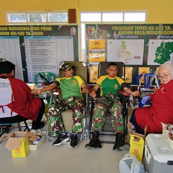 Berdayakan Masyarakat, TMMD 125 Bojonegoro Gelar Sosialisasi Pertolongan Pertama dan Bakti Sosial Donor Darah