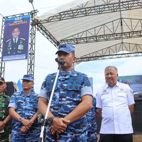 Danlanud Sultan Hasanuddin Bersama Bupati Pinrang Resmi Menutup Festival Dirgatara Bumi Lasinrang 2025