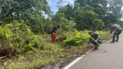 Satgas Pamtas RI-PNG Yonif 126/KC Gelar Karya Bakti Merah Putih Bersama Warga Kampung Ninati
