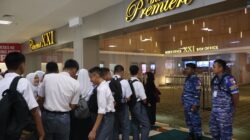 Keluarga Besar Lanud Sultan Hasanuddin Nonton Bersama Film BELIEVE