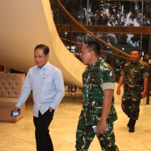 Siapkan 920 Prajurit, TNI Tegaskan Komitmen Wujudkan Riau Bebas Asap Siapkan 920 Prajurit, TNI Tegaskan Komitmen Wujudkan Riau Bebas Asap