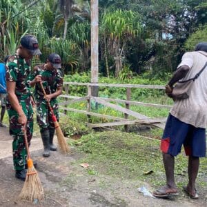 Peduli Lingkungan, Satgas Yonif 312/KH Turun Tangan di Rawabiru Peduli Lingkungan, Satgas Yonif 312/KH Turun Tangan di Rawabiru