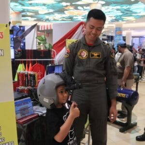 Meriahkan HUT Ke-80 Republik Indonesia, Lanud Sultan Hasanuddin Gelar Pameran Alpalhankam di Trans Studio Mall Meriahkan HUT Ke-80 Republik Indonesia, Lanud Sultan Hasanuddin Gelar Pameran Alpalhankam di Trans Studio Mall