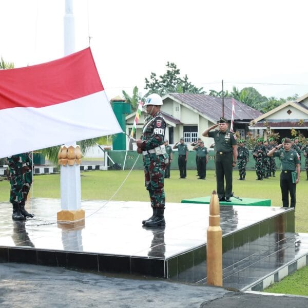Kodim 1505 Tidore Gelar Upacara Awal Bulan, Pasi Intel Tekankan Hindari Pelanggaran