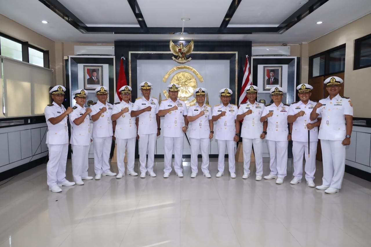 Empat Jabatan Strategis di Koarmada III Resmi Diserahterimakan, Pangkoarmada III Tekankan Penyegaran Organisasi dan Optimalisasi Kinerja