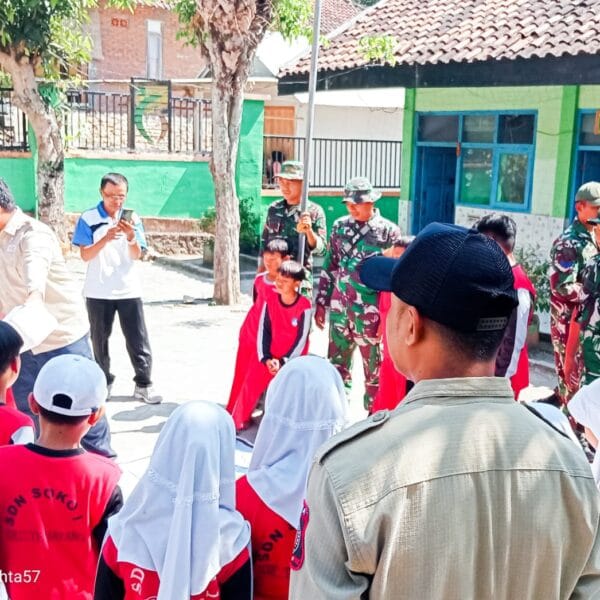 TMMD 125 Bojonegoro, Satgas, PMI dan Tagana Bersinergi Sosialisasikan Sekolah Siaga Bencana