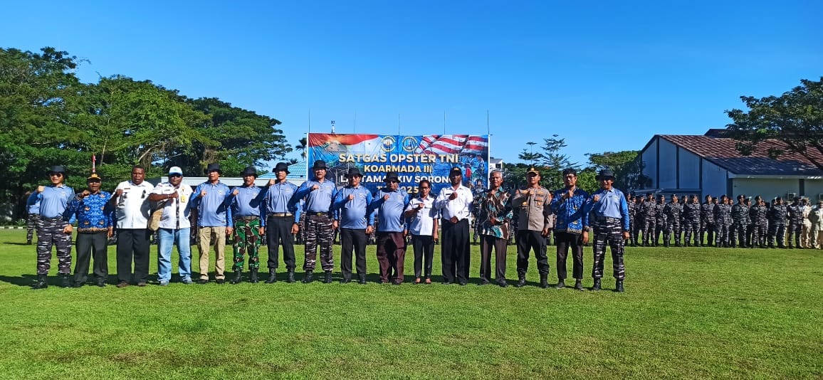 Pangkoarmada III Buka Satgas Poster TNI 2025, Perkuat Kemanunggalan di Papua Barat Daya