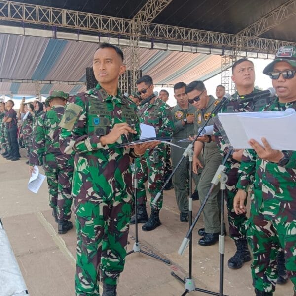 Letkol (Mar) Helilintar Setyojoyo Laksono Danyonif 2 Marinir Pimpin Demonstrasi Taktis, Tunjukkan Profesionalisme Prajurit di Geladi Gelar Pasukan