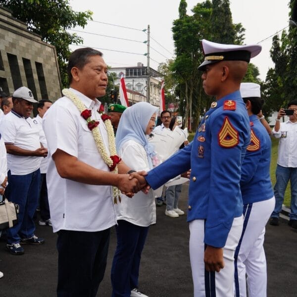 Gubernur Akmil Sambut Kebersamaan Reuni Kekal 87