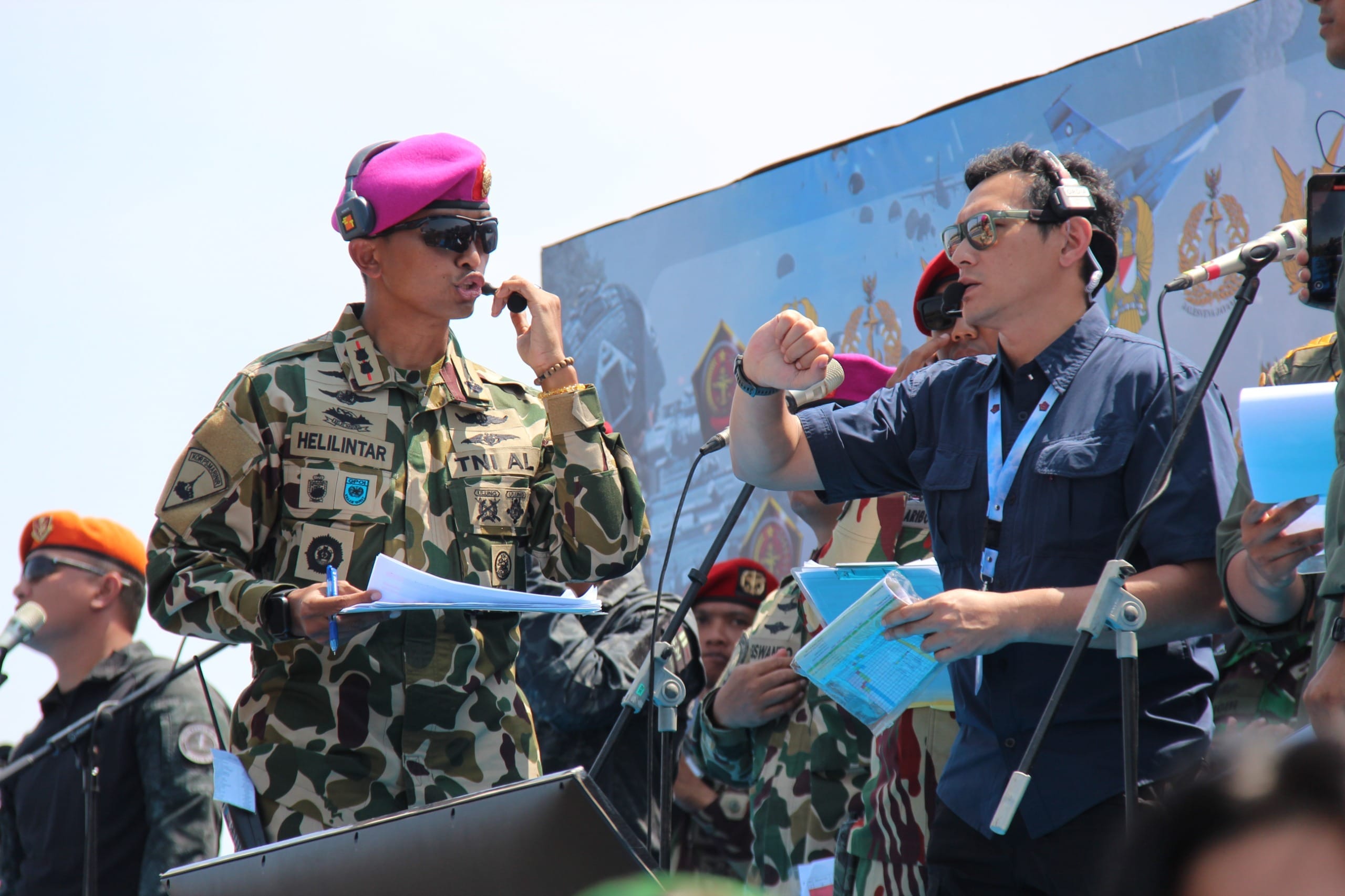 Danyonif 2 Marinir Pimpin Narator Demonstrasi Operasional dalam Upacara Gelar Pasukan Kemenhan