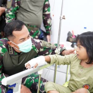 Senyum Baru Untuk Anak-Anak Papua Senyum Baru Untuk Anak-Anak Papua