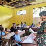 Terbatasnya Guru di Papua Barat, Satgas Yonif 410/Alugoro Bantu Jadi Gadik