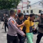 Polisi Tangkap 10 Pelaku Perusakan dan Membuka Blokade Jalan di Sorong