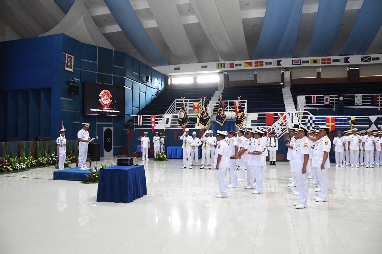 Laksamana Muda TNI Krisno Utomo Resmi Jabat Pangkoarmada III