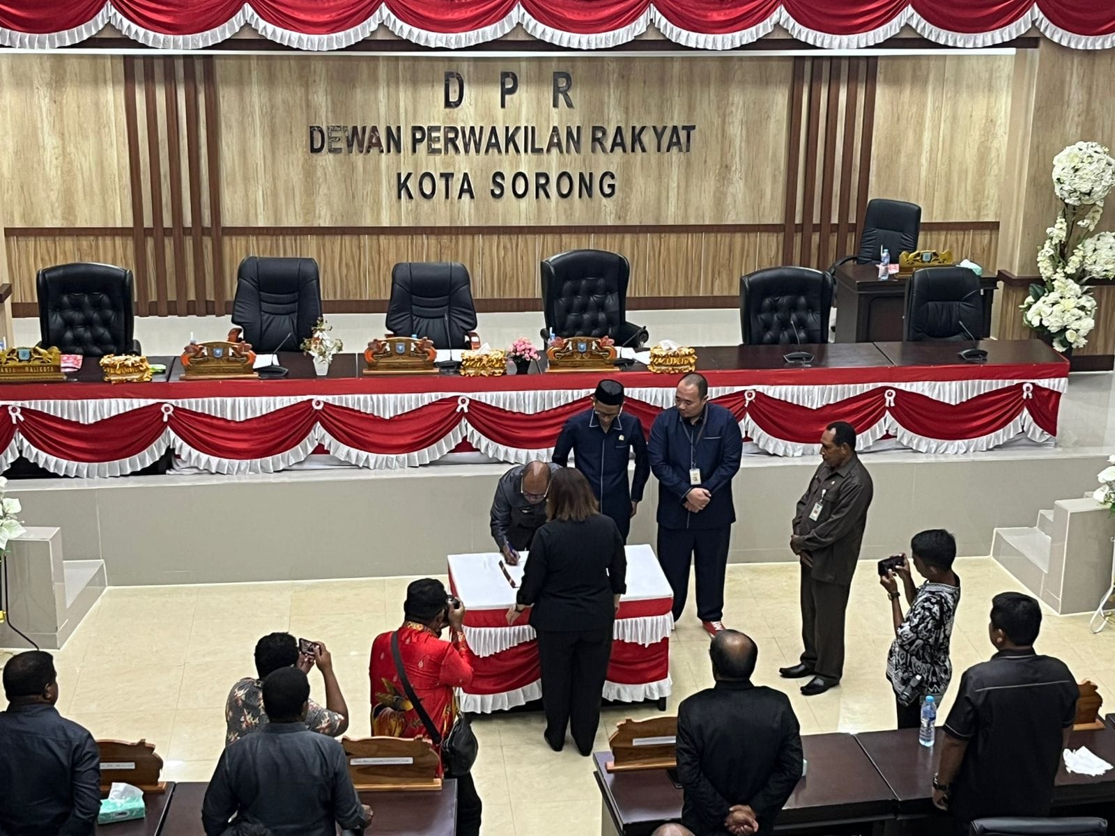 RPJMD Kota Sorong Diserahkan ke DPRK: Wujud Komitmen Bersama Membangun Kota Lebih Baik