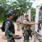Pasukan Khusus TNI dan USSOF Gelar Latihan Menembak Reaksi di Baturaja