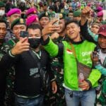 Redam Aksi Massa Prajurit TNI Laksanakan Aksi Humanis