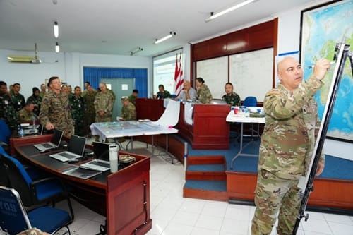 Staffex Super Garuda Shield 2025 Satukan Visi Operasi Militer Global