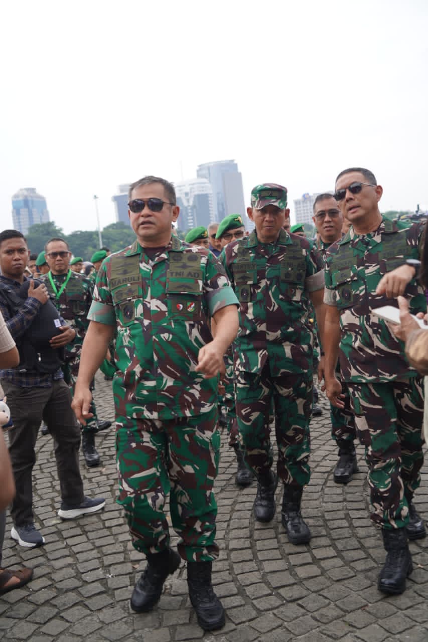 Kasad Kunjungi Stand Akademi Militer di TNI AD Fair 2025