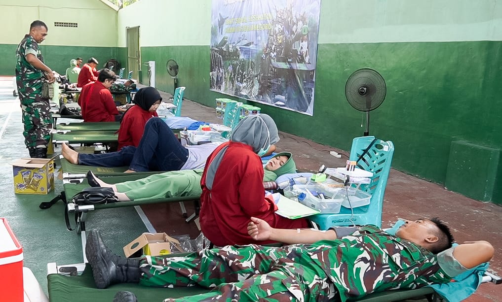 Sambut HUT ke- 80 TNI, Kodim Bojonegoro Gelar Bakti Sosial Donor Darah