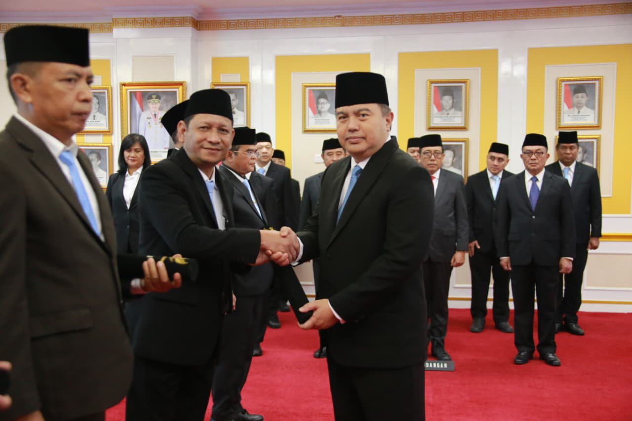 Mutasi Lima Pejabat Pimpinan Tinggi Pratama, Sekjen Kemendagri Dorong Adaptasi Cepat dan Fokus Agenda Prioritas Mutasi Lima Pejabat Pimpinan Tinggi Pratama, Sekjen Kemendagri Dorong Adaptasi Cepat dan Fokus Agenda Prioritas