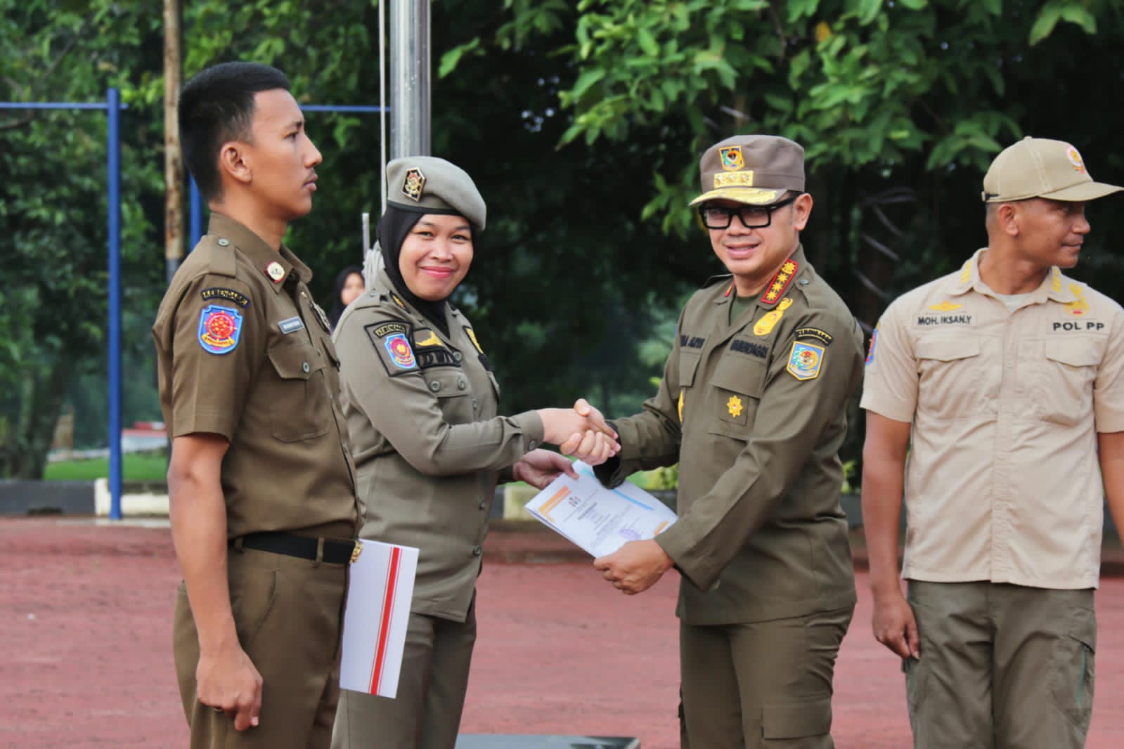Tutup Diklat Dasar Satpol PP, Wamendagri Bima Arya: Tunaikan Tugas Penuh Integritas dan Humanis Tutup Diklat Dasar Satpol PP, Wamendagri Bima Arya: Tunaikan Tugas Penuh Integritas dan Humanis