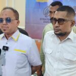 MEMBONGKAR SEJUMLAH PERCOBAAN ADU DOMBA KAPOLRI DENGAN PRESIDEN