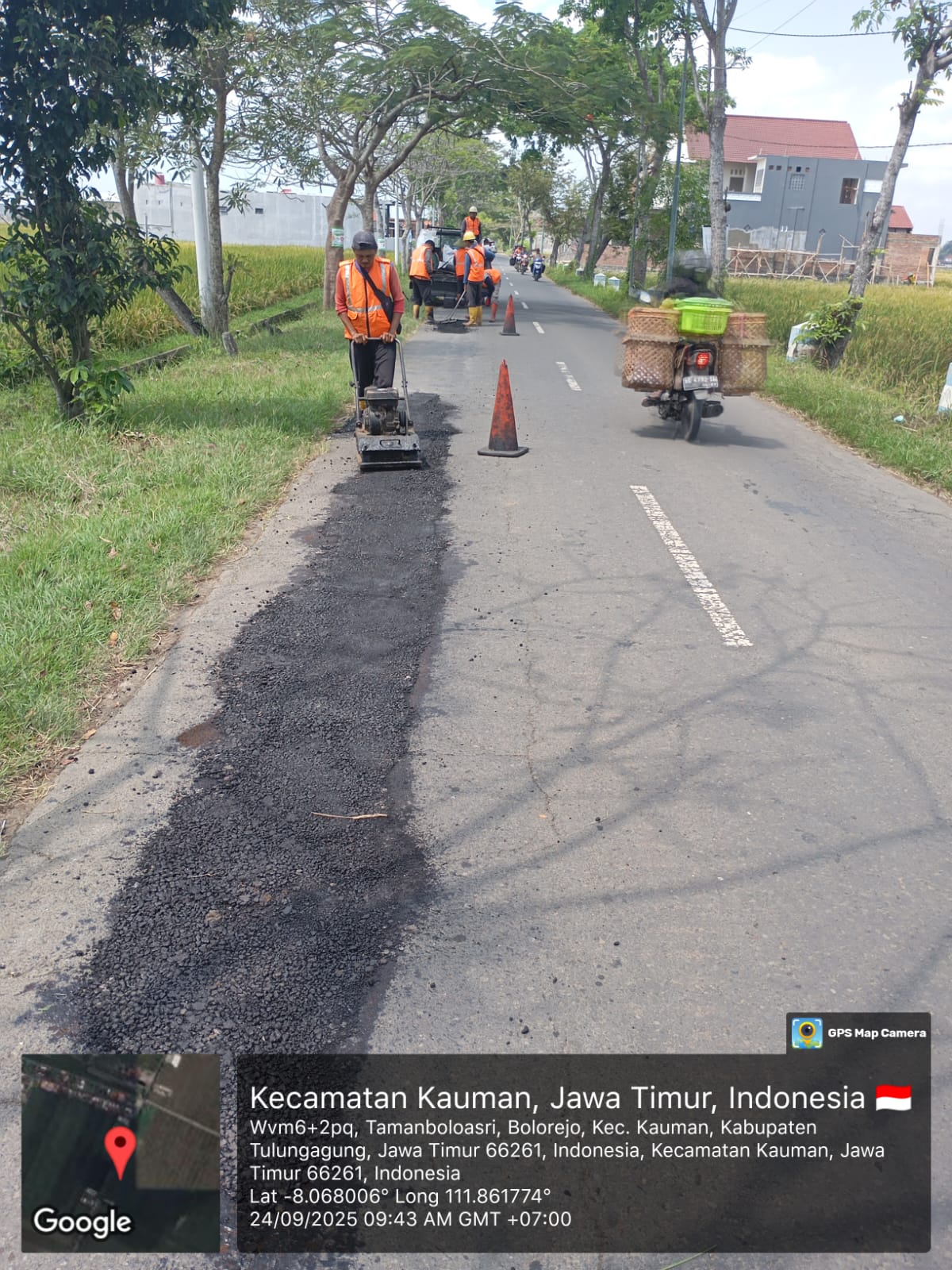 Perbaikan Jalan Terus Dilakukan, PUPR Tulungagung Fokus Jaga Keamanan dan Kenyamanan Pengguna Jalan Perbaikan Jalan Terus Dilakukan, PUPR Tulungagung Fokus Jaga Keamanan dan Kenyamanan Pengguna Jalan