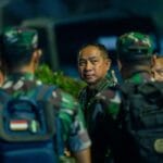 Panglima TNI Melariskan UMKM Berbaur Makan Malam Bersama Prajurit