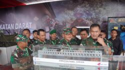 Kasad Jenderal TNI Maruli Simanjuntak Tinjau Stand Zeni AD di TNI AD FAIR 2025