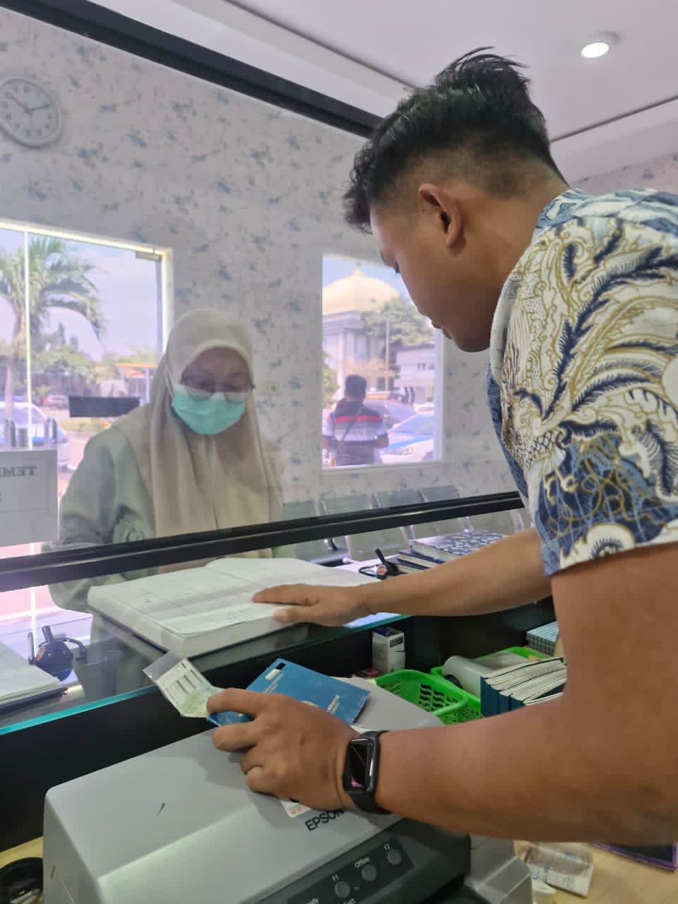 Polres Tuban Sosialisasikan Pengurusan Kendaraan Resmi, Warga Diimbau Waspada Calo