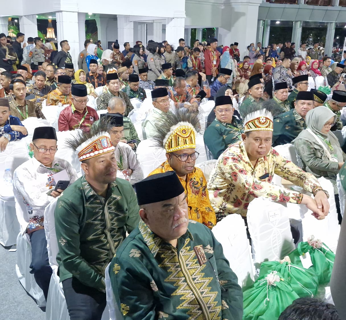 Walikota dan wakil walikota Sorong Hadiri STQH Nasional XXVIII di Sulawesi Tenggara Walikota dan wakil walikota Sorong Hadiri STQH Nasional XXVIII di Sulawesi Tenggara
