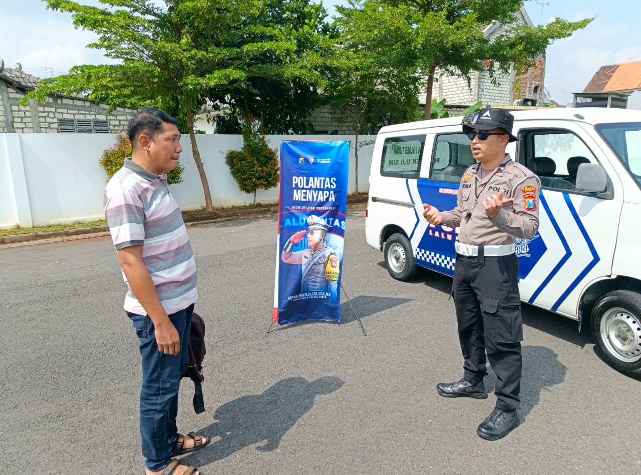 Tuban: Polres Gencar Sosialisasi Prosedur Layanan Kepolisian Lewat POLANTAS MENYAPA Tuban: Polres Gencar Sosialisasi Prosedur Layanan Kepolisian Lewat POLANTAS MENYAPA