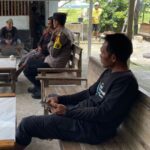 Sambang Desa, Bhabinkamtibmas Temui Warga Untuk Tukar Informasi Kamtibmas Sambang Desa, Bhabinkamtibmas Temui Warga Untuk Tukar Informasi Kamtibmas