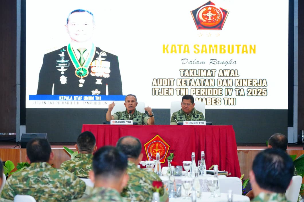 Kasum TNI Buka Taklimat Awal Audit Ketaatan dan Kinerja Itjen TNI Periode IV TA 2025