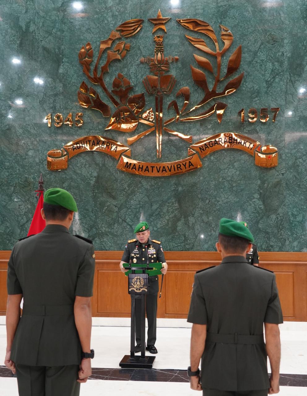 Gubernur Akademi Militer Pimpin Sertijab dan Tradisi Warga Akmil